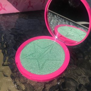 Jeffrey Star Skin Frost in Mint Condition